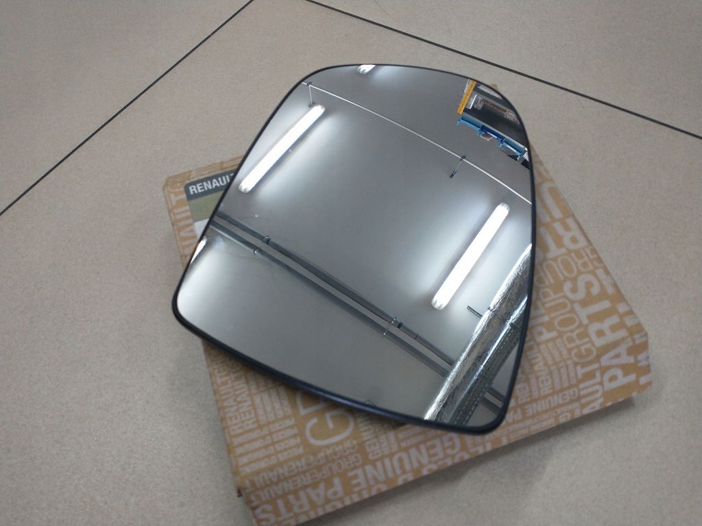 Wkład lusterka Trafic II/ Vivaro/ Primastar 7701052624