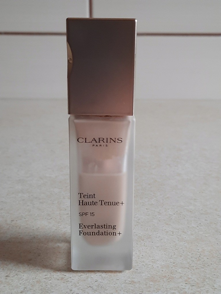 clarins everlasting foundation