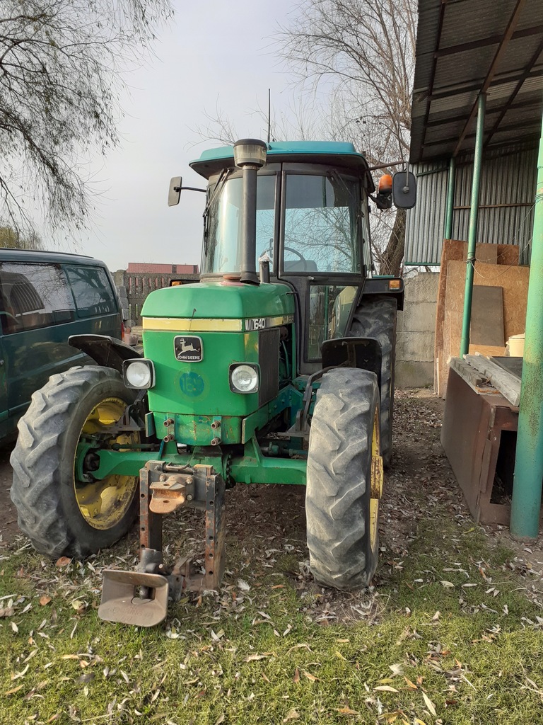 Ciągnik rolniczy JOHN DEERE 1640