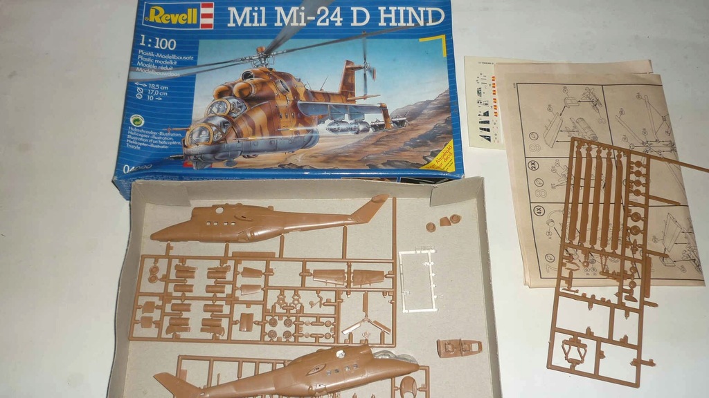 Revell Nr. 04090 Mil Mi-24D Hind