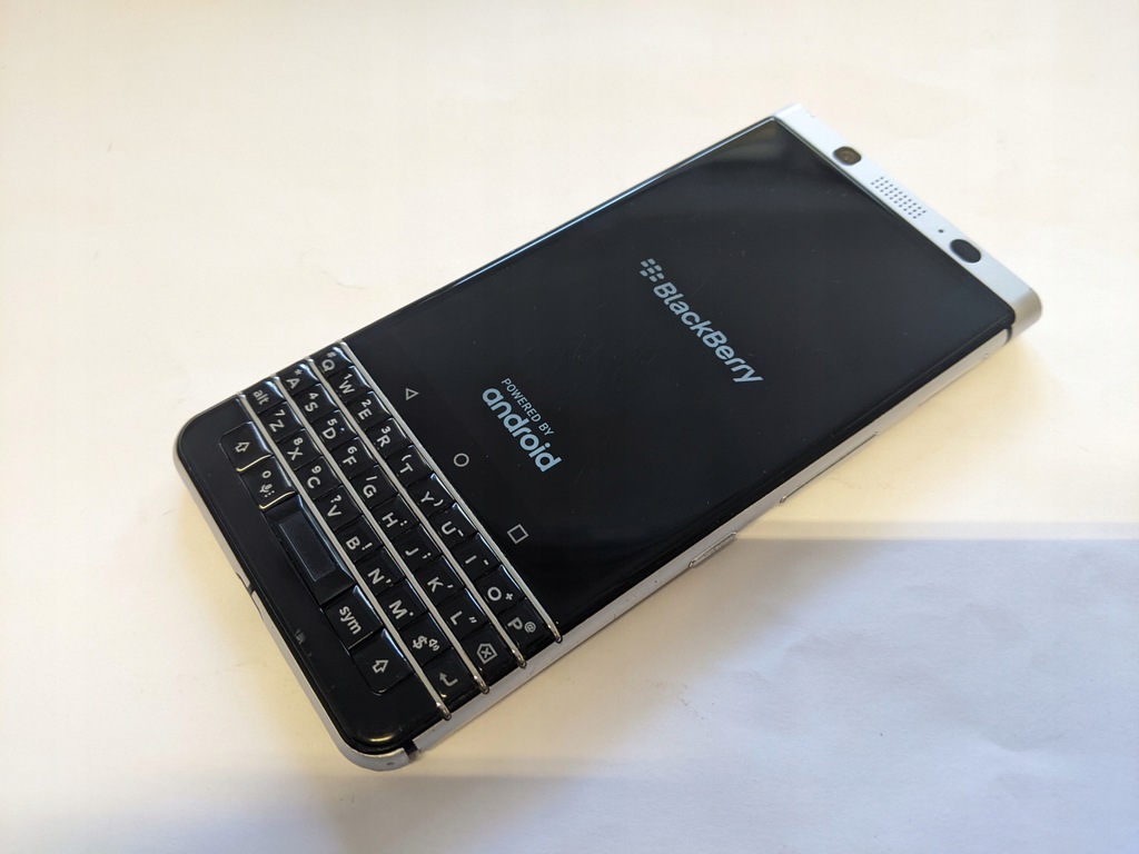 Smartfon BlackBerry Keyone 32 GB srebrny