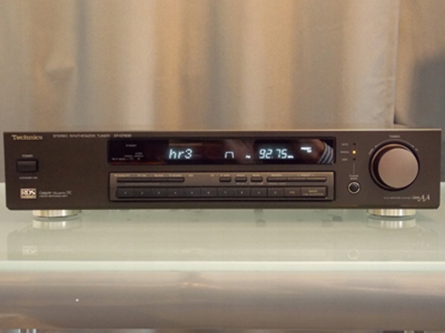 ST-GT630 Technics Stereo Synthesizer Tuner Radio