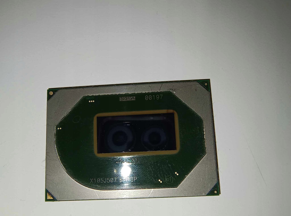 SRH8P (Intel Core i7-10850H)