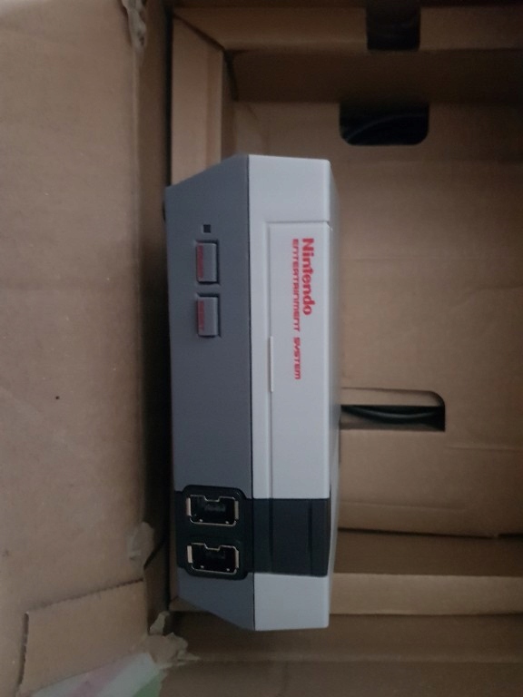 Konsola Nintendo Mini NES Bez Pada Uszkodzona