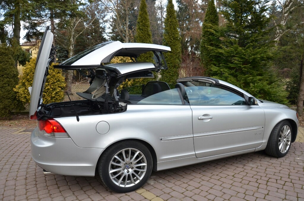 sprzedam samochód volvo c70