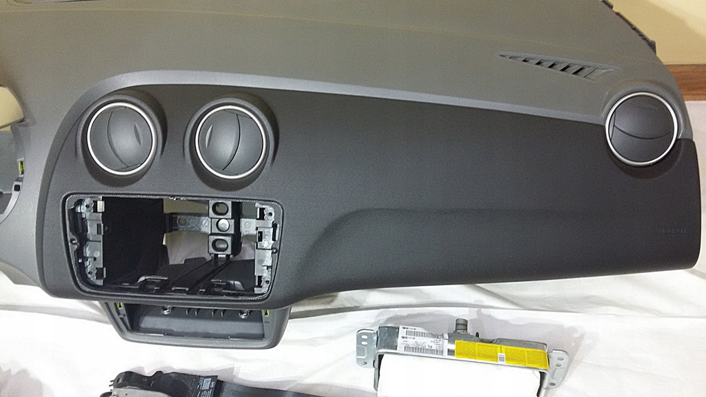 Купить Панель приборов SEAT IBIZA IV 6J в кабине Подушка консоли: отзывы, фото, характеристики в интерне-магазине Aredi.ru