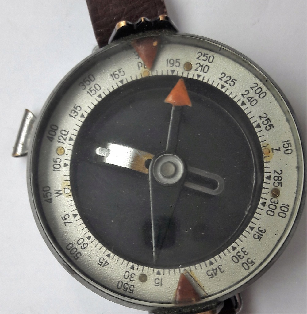 Kompas busola kierunkowa systemu Adrianowa 1955