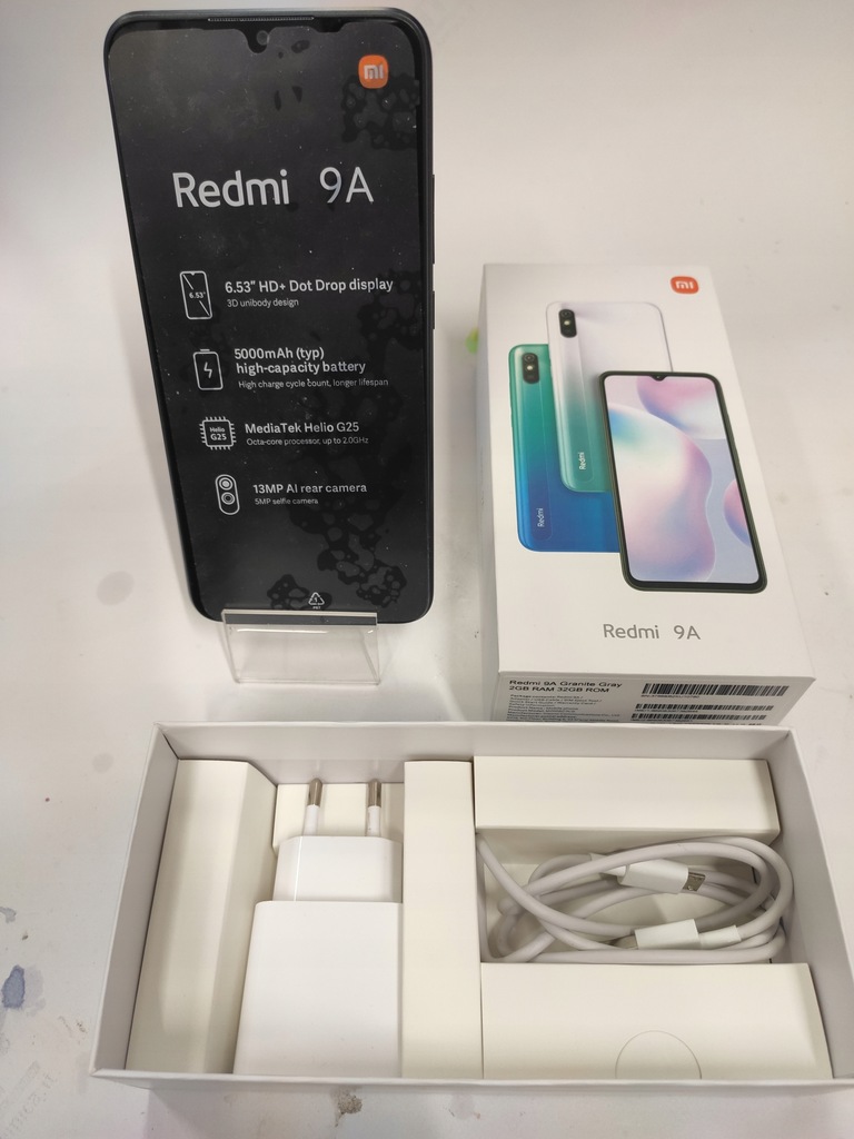 Smartfon Xiaomi Redmi 9A 2 GB / 32 GB czarny OPIS! (RN)