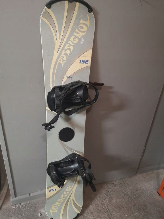 DESKA ROSSIGNOL 152 CM