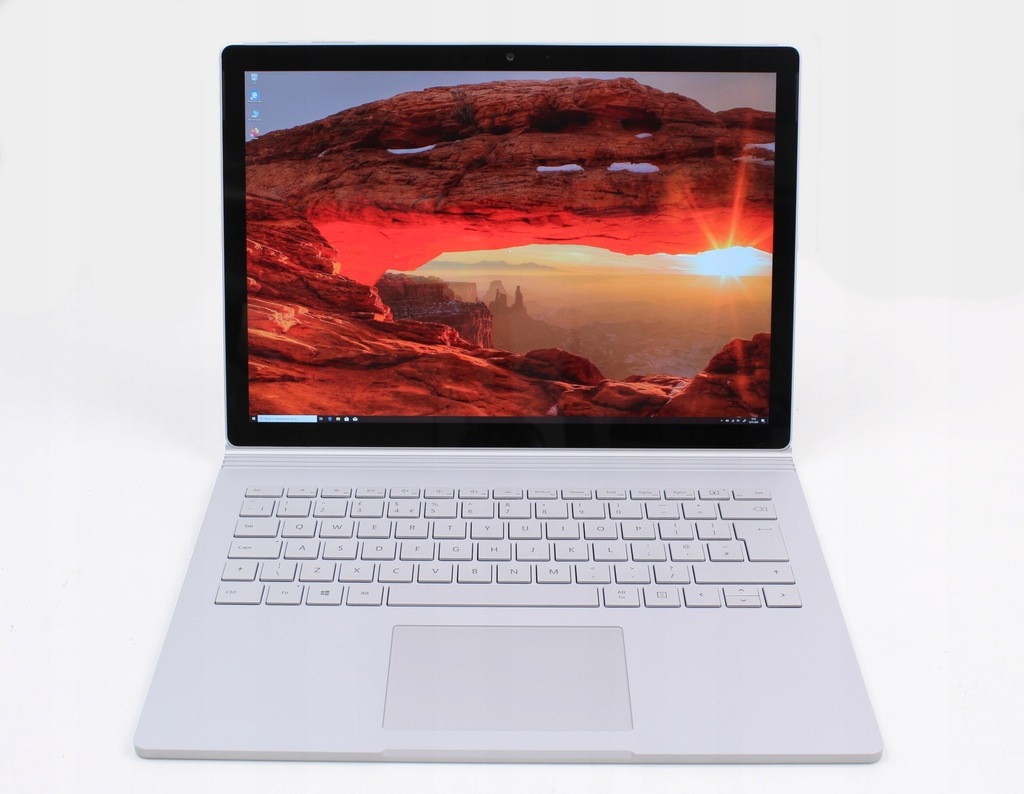 Microsoft Surface Book 2 i5-8350U 8GB 256GB 3K A+