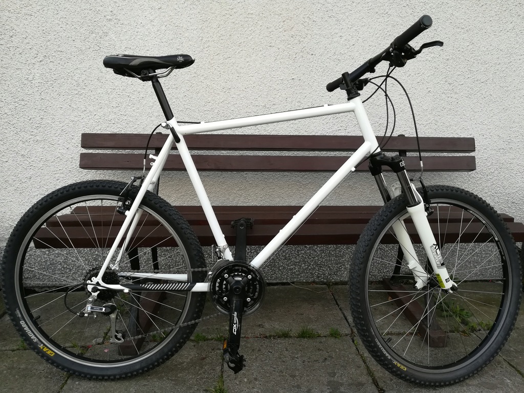 ROWER Trek 800 Mountain Track DEORE XT Suntour XCM