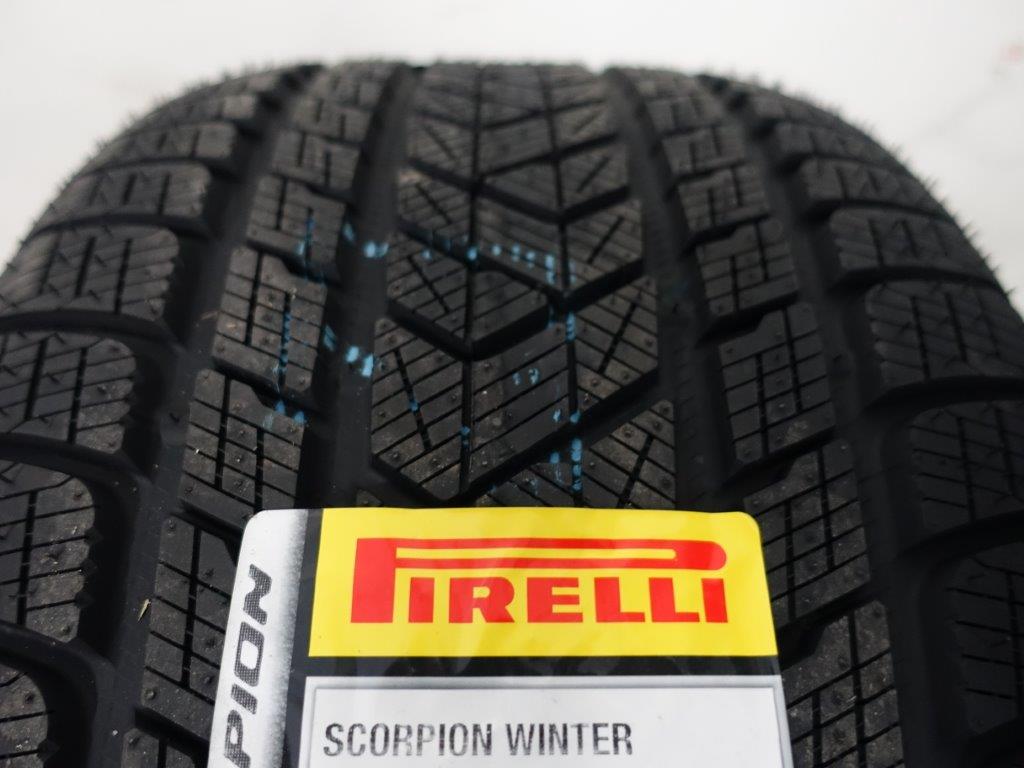 x4 295/30R22 Pirelli Scorpion Winter 103V Alpina