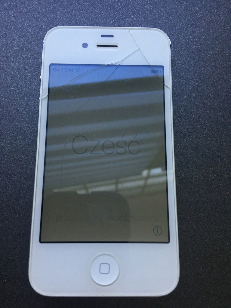 Smartfon Apple iPhone 4S biały 8 GB