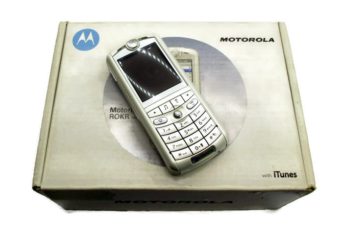 UNIKAT Motorola E1 ROKR iTunes E398 PL MENU ZESTAW