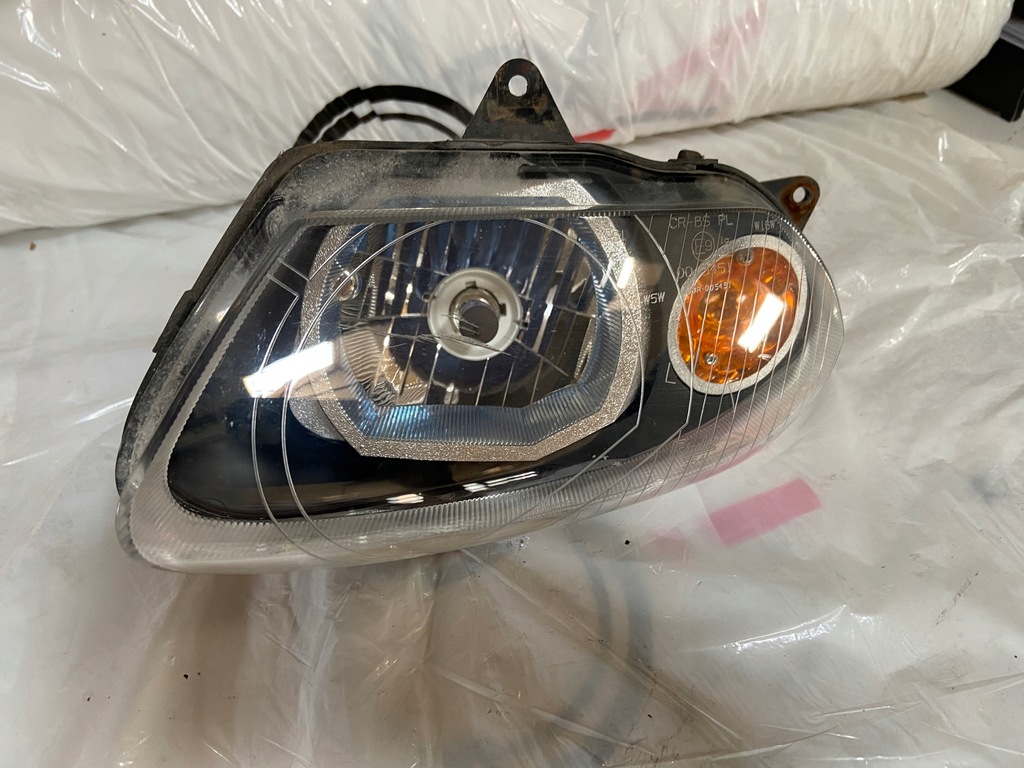 Lampa yamaha TZR 50 03-15r stan bdb przód lewy