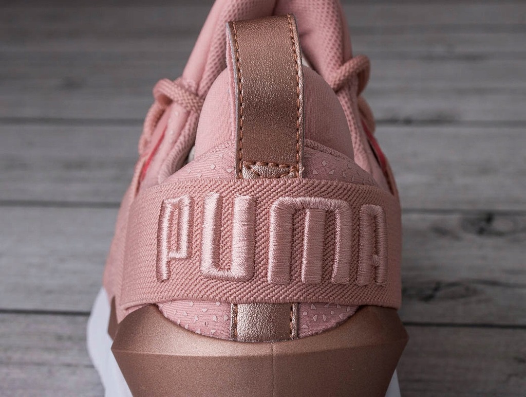 Купить Женская спортивная обувь Puma Muse Perf 369189 02: отзывы, фото, характеристики в интерне-магазине Aredi.ru