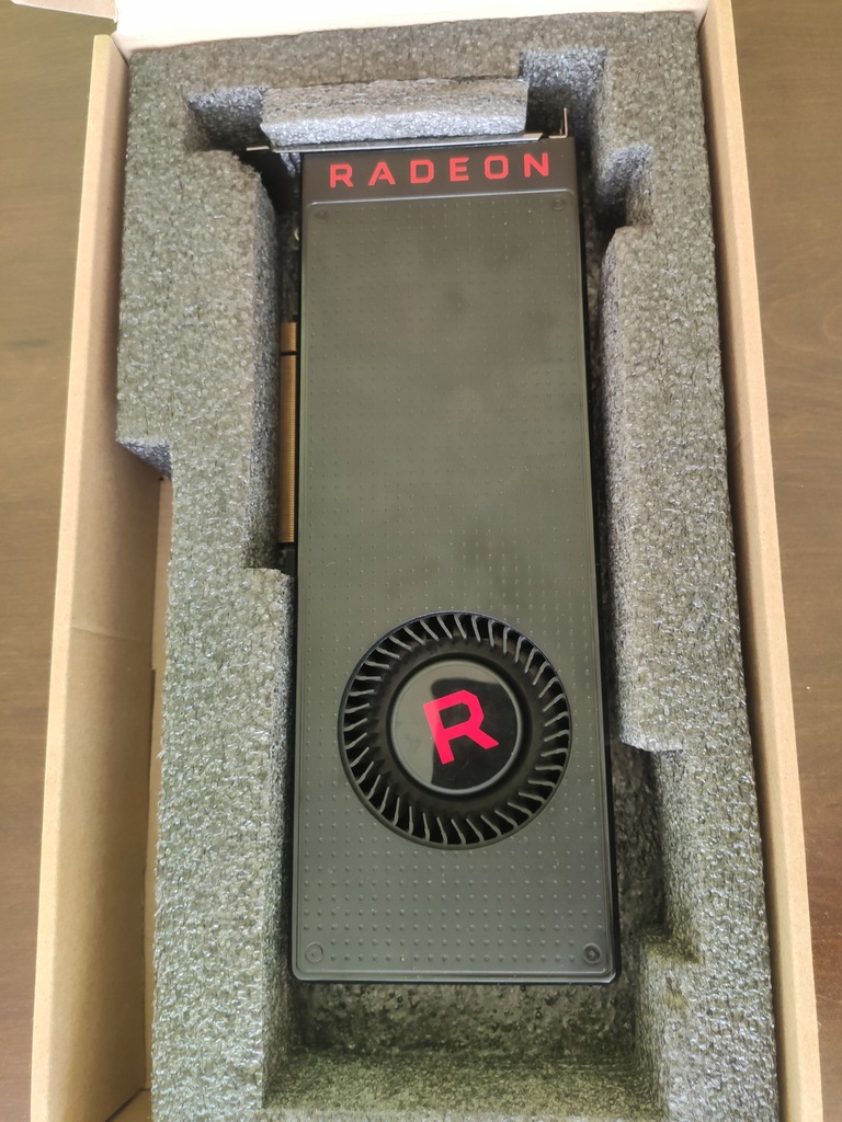 Купить SAPPHIRE Radeon RX VEGA 56 8 ГБ HBM2 2048 бит: отзывы, фото, характеристики в интерне-магазине Aredi.ru