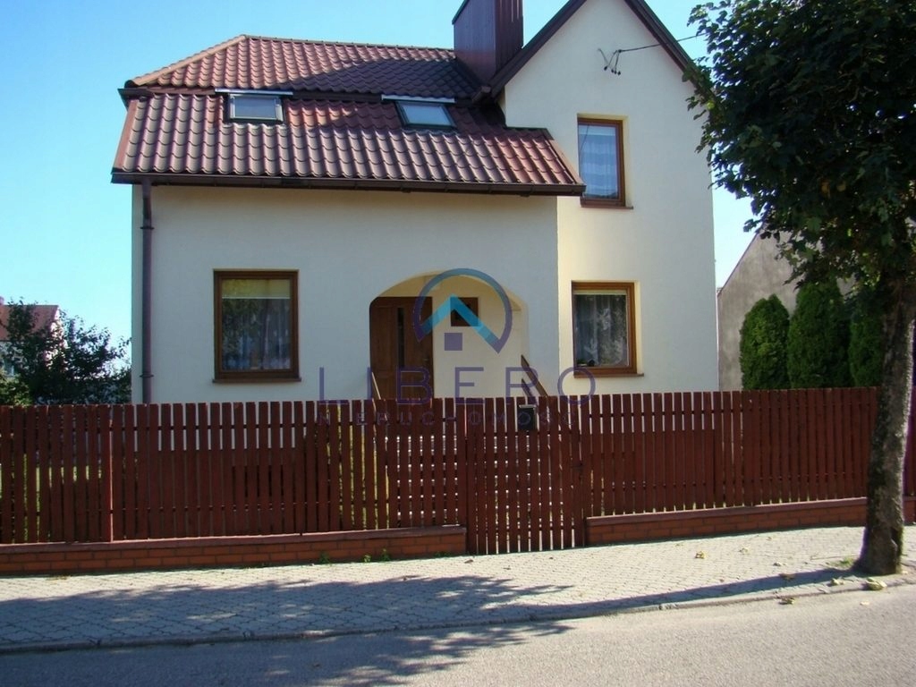 Dom, Różan, Różan (gm.), Makowski (pow.), 110 m²