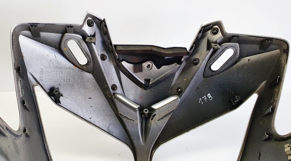 Czacha Czasza owiewka przód Yamaha Fz1 Fazer 06-15 - 12334745842