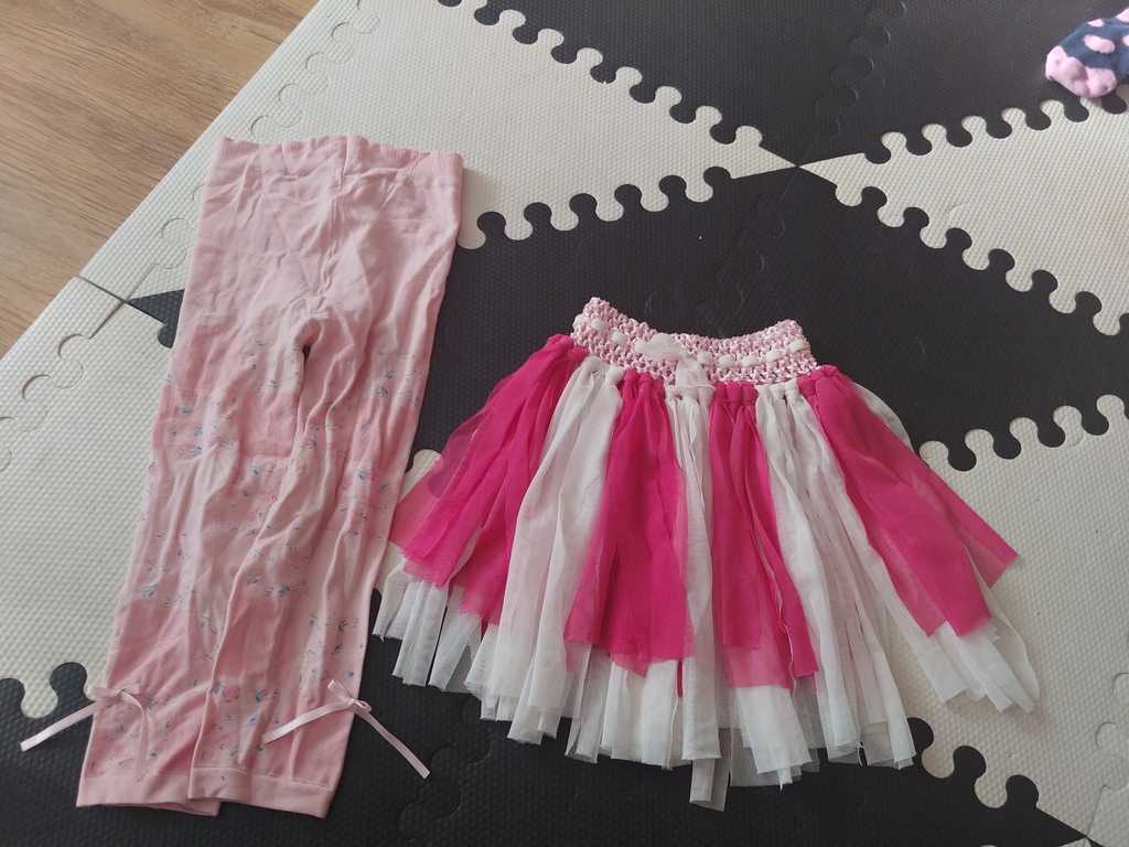 Spódnica różowo biała strój 2-3l 92cm bdb gratis