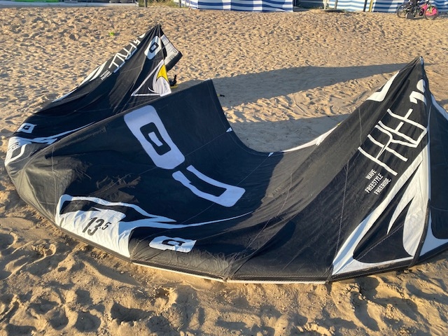 Latawiec Core Free 13,5m - kitesurfing