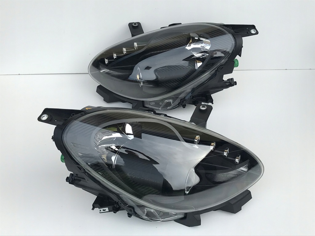 Alfa Romeo Giulietta xenon prawa lewa Carbon NOWE