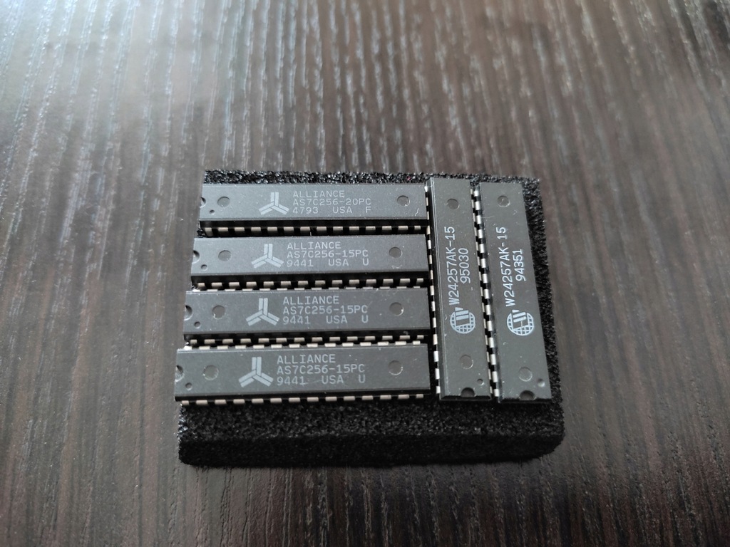 RAM 61256 do ATMEGA, ATXMEGA external RAM