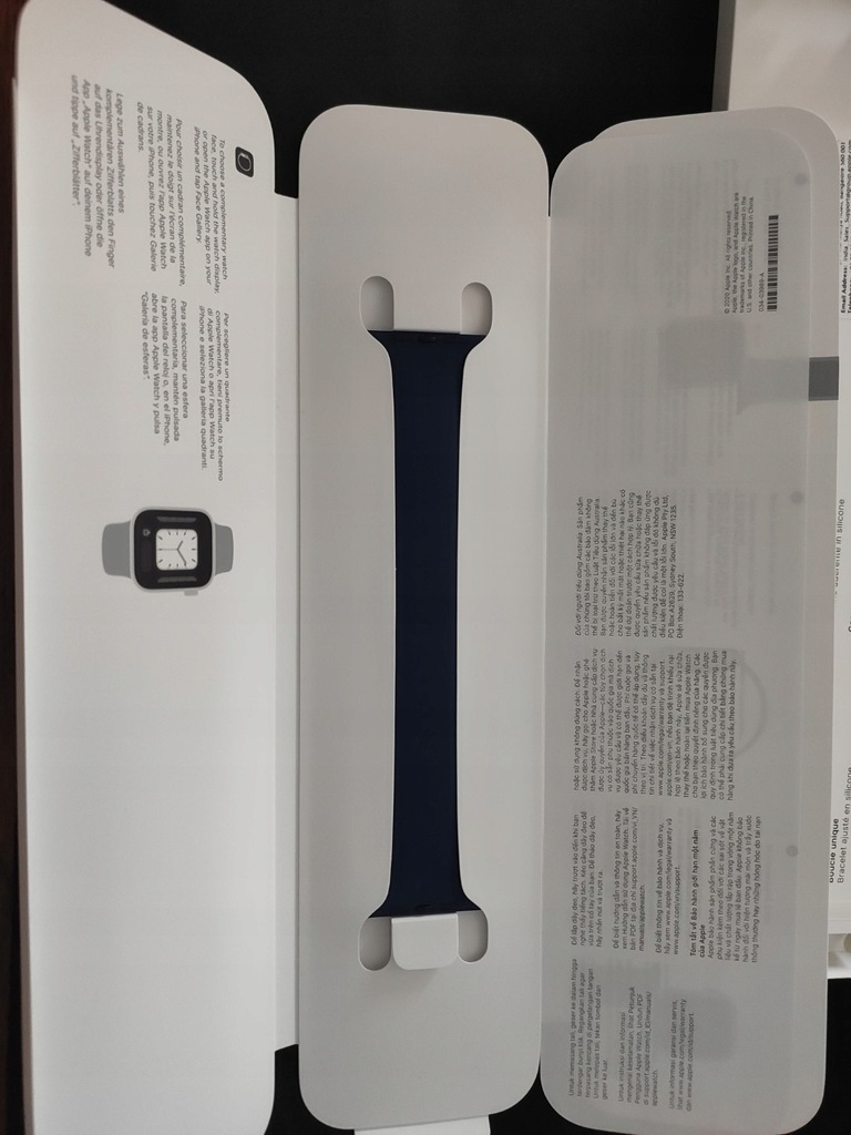 Apple Watch 44mm Deep Navy Solo Loop Size 10