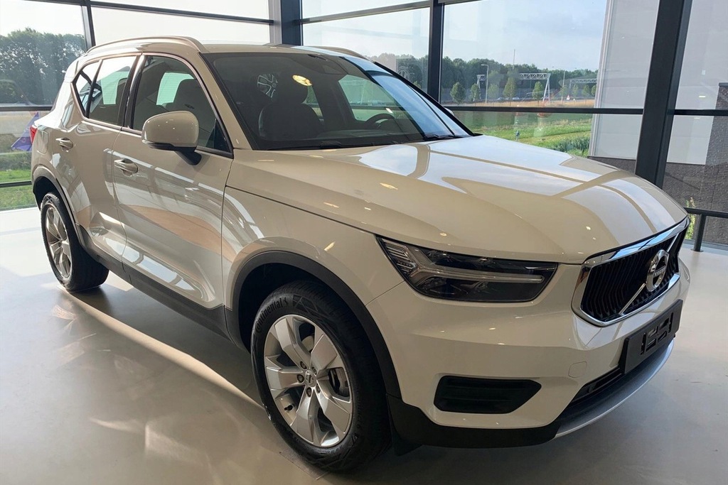 Купить Volvo XC40 1.5 T3 (163 л.с.) | MOMENTUM PRO + парковая задница: отзывы, фото, характеристики в интерне-магазине Aredi.ru