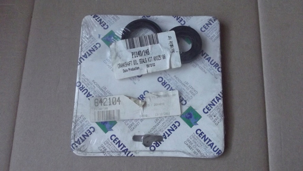 KX 125 ZESTAW USZCZELEK OLEJOWYCH WAŁU KORBOWEGO