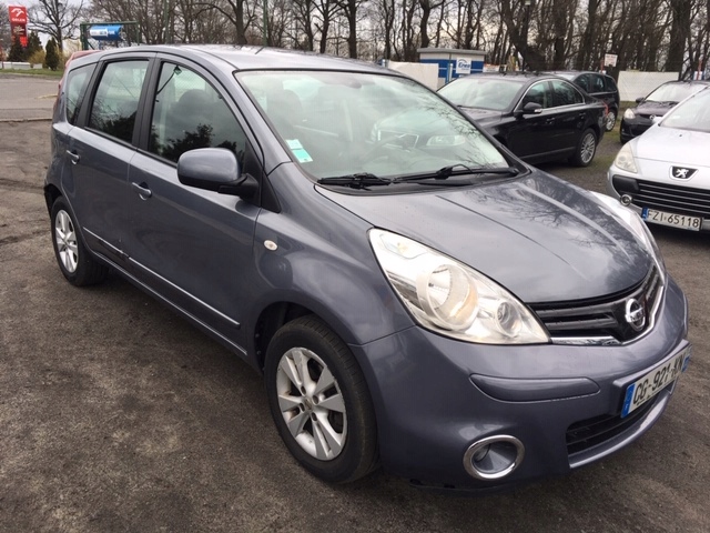 Nissan note 2009 rok