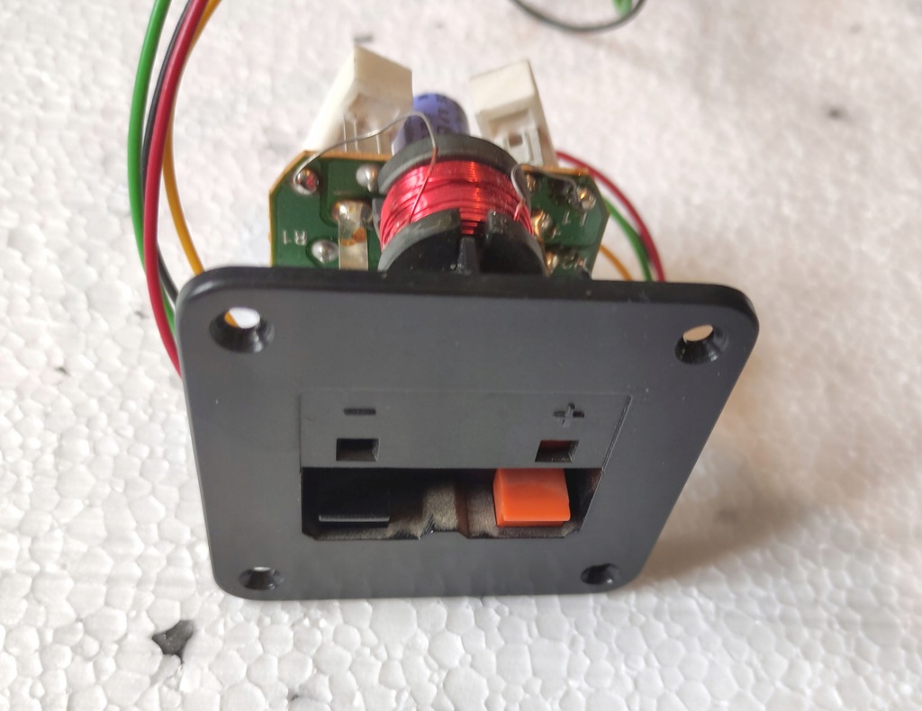 ZWROTNICA z kolumny TECHNICS z terminalem kpl