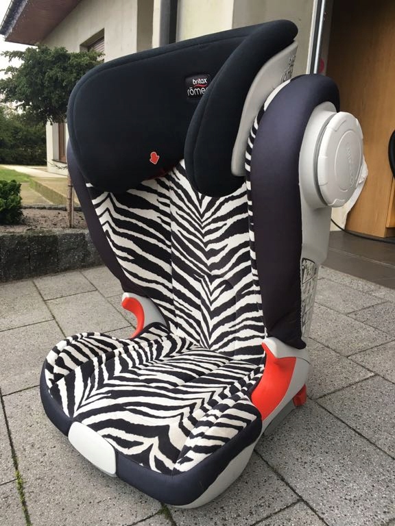 Fotelik ROMER KidFix XP SICT 15-36kg ZEBRA 7791789929