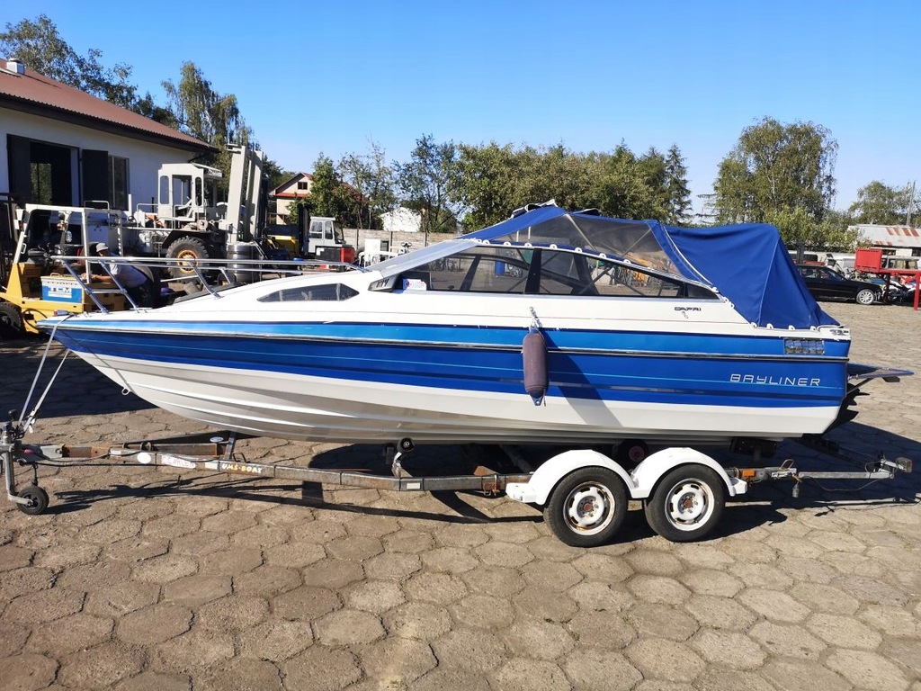 Купить КАБИНА BAYLINER MIRACLE V8 CAPRI *OMC 5,7 л: отзывы, фото, характеристики в интерне-магазине Aredi.ru