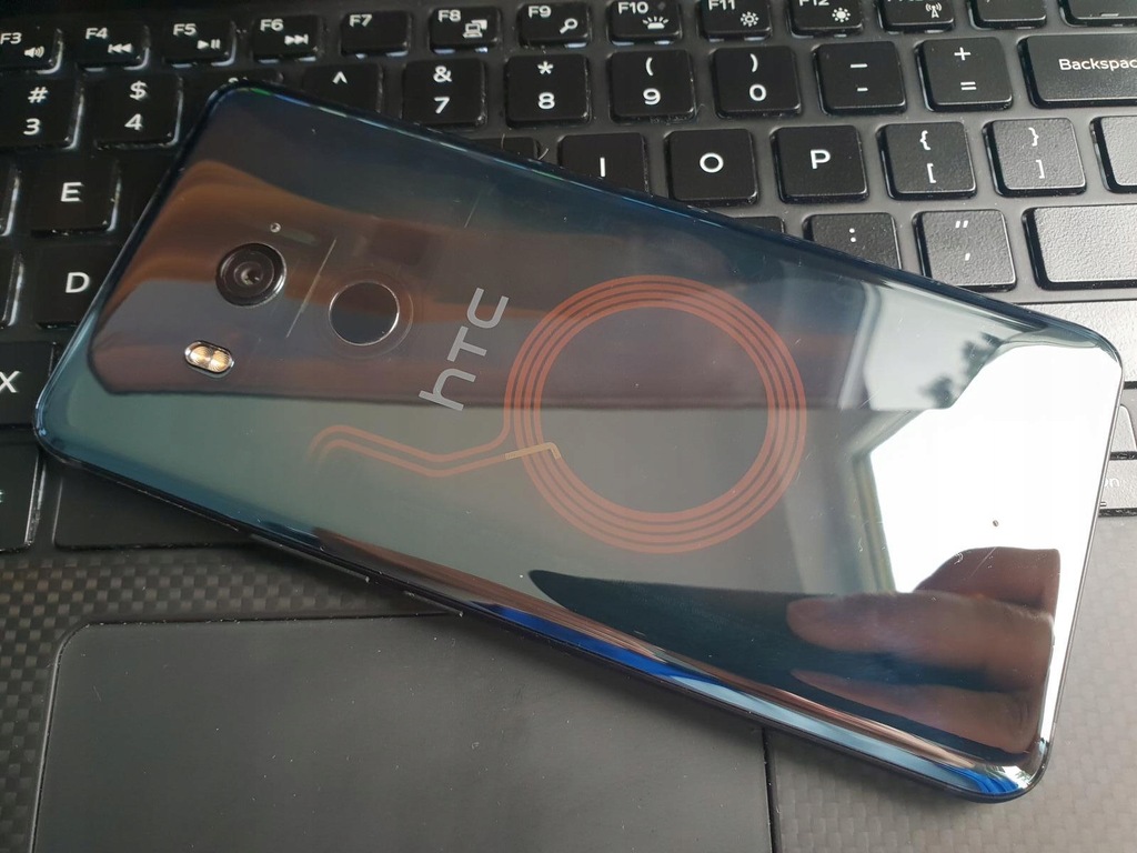 PRZEZROCZYSTY HTC U11+ PLUS 23% FVAT BDB 6/128