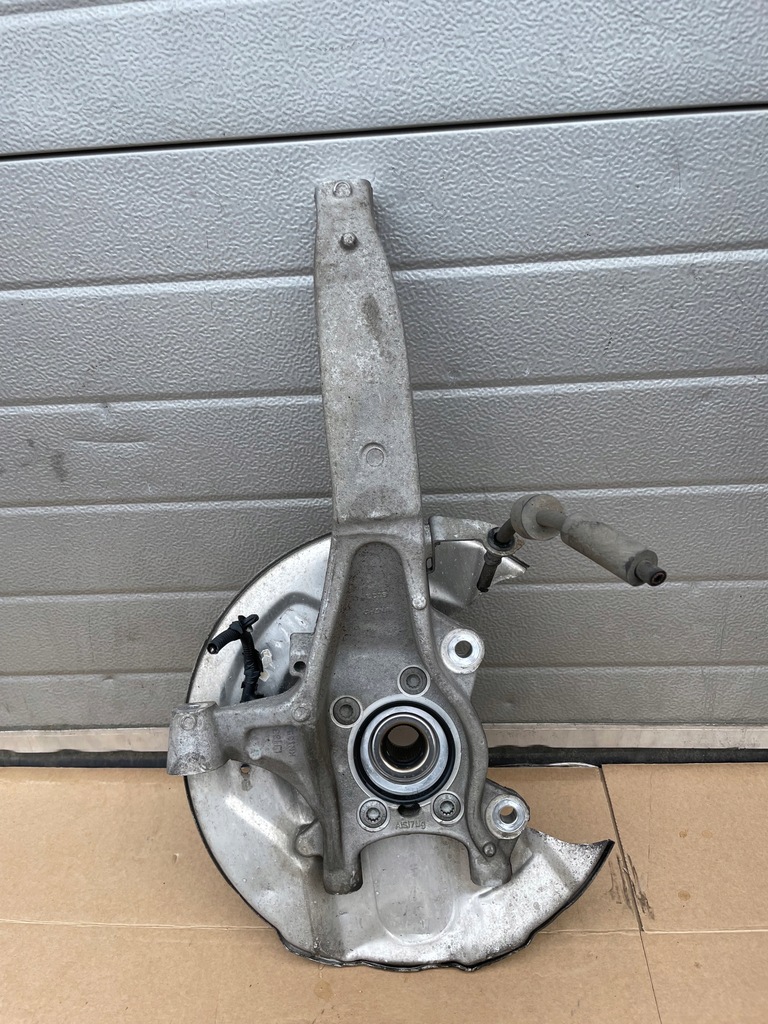 VOLVO XC60 II XC90 II ZWROTNICA LEWY PRZÓD PIASTA 32298139