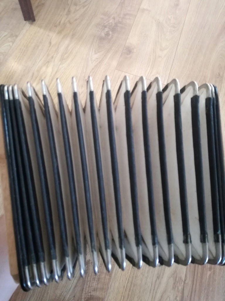 Akordeon miech Weltmeister Gigantilli V 120 bas