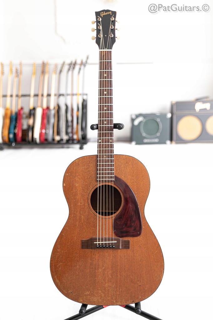 1965 Gibson LG-0 in Natural Acoustic Guitar