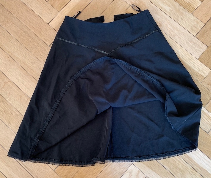 Spodnie jeans i elegancka czarna spódnica 8-12 lat