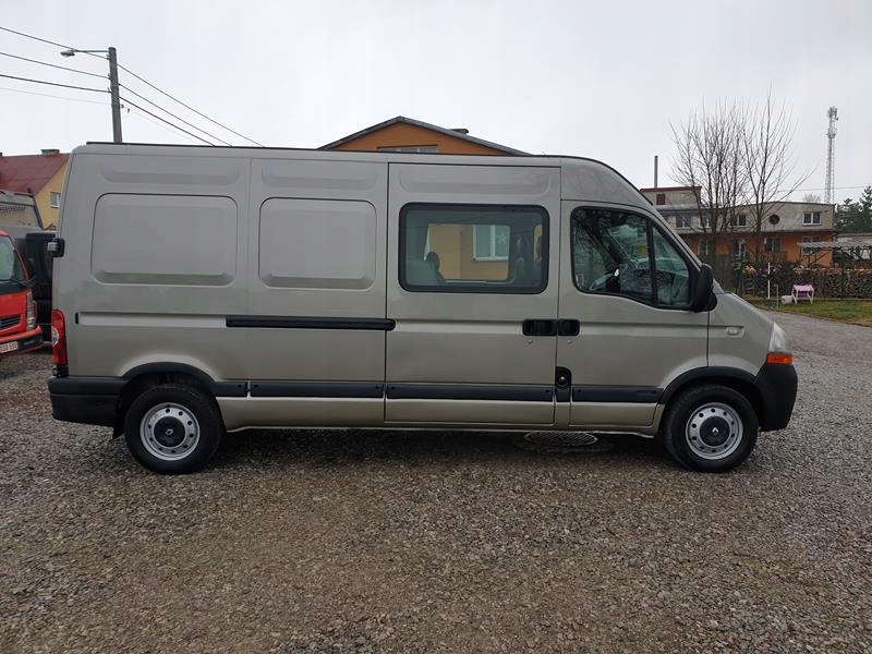 Renault Master 2.5 DCI 150 KM Brygadowy 6 osób