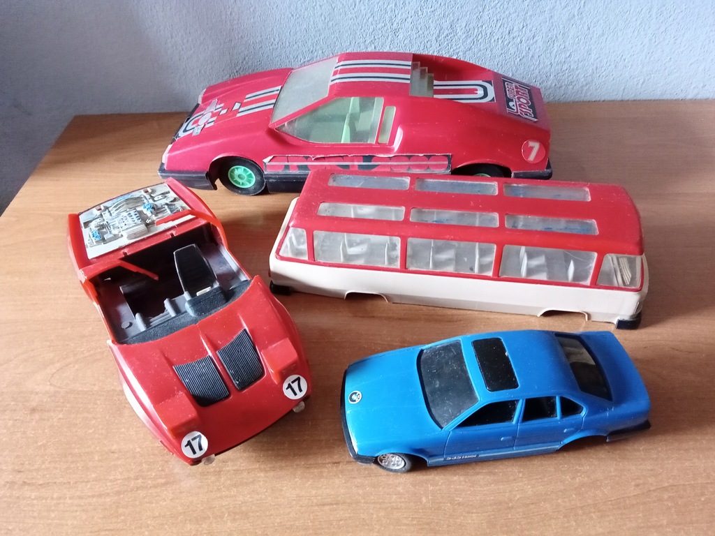 Stare zabawki samochody z PRL - 12243804465 - oficjalne archiwum Allegro