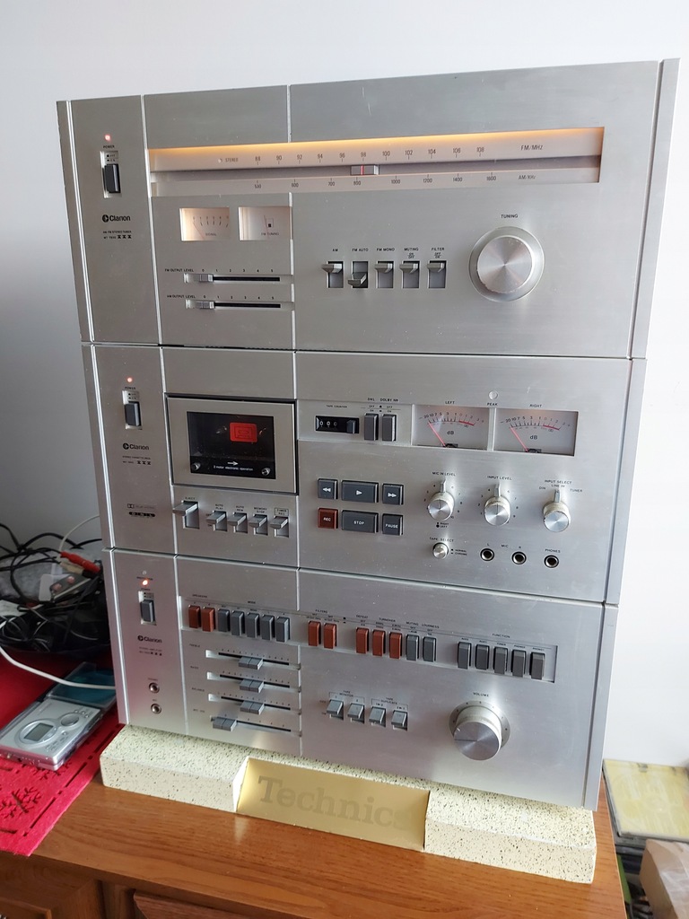 Clariion 7800 Ufo Pioneer ,Sansui Technics