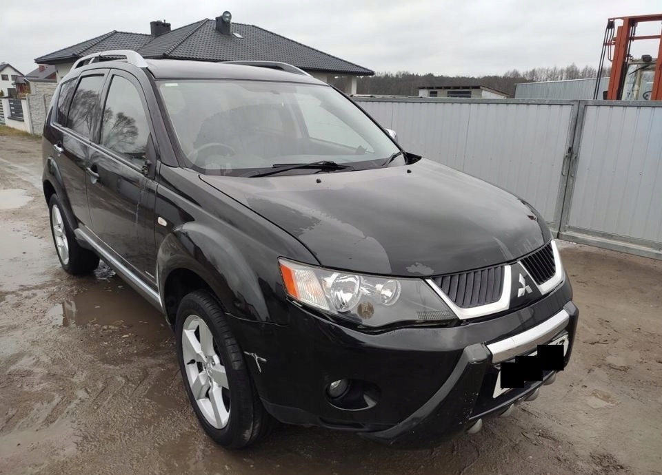 Mitsubishi Outlander 2.0 9020768297 oficjalne archiwum