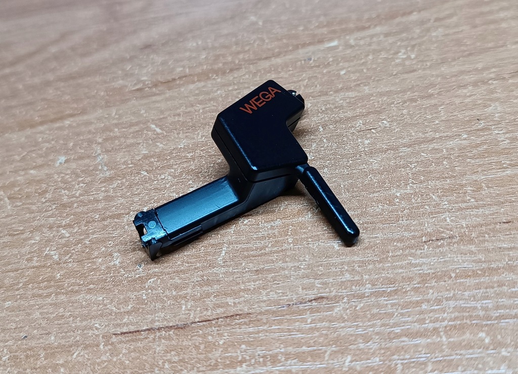 Wkładka gramofonowa Wega Headshell 8.33g