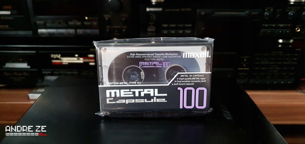 Maxell Metal Capsule 100 z Japonii, rok 1990-91.