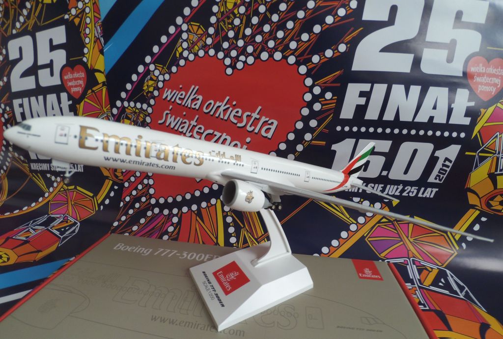 Model samolotu Boeing 777-300ER Emirates