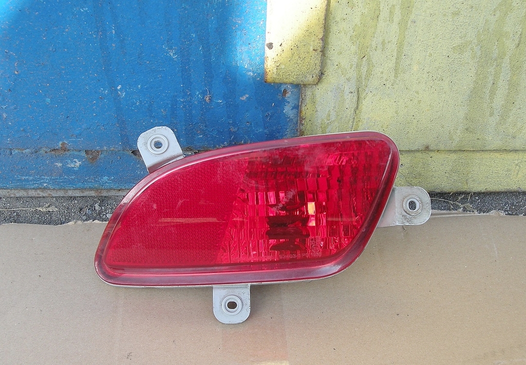 KIA Venga 92403-1P0 Lampa w Zderzak Tył LEWA