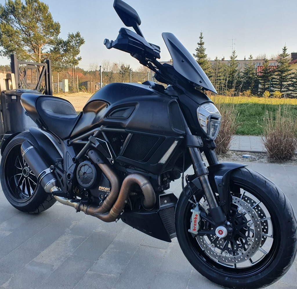 Ducati Diavel Dark