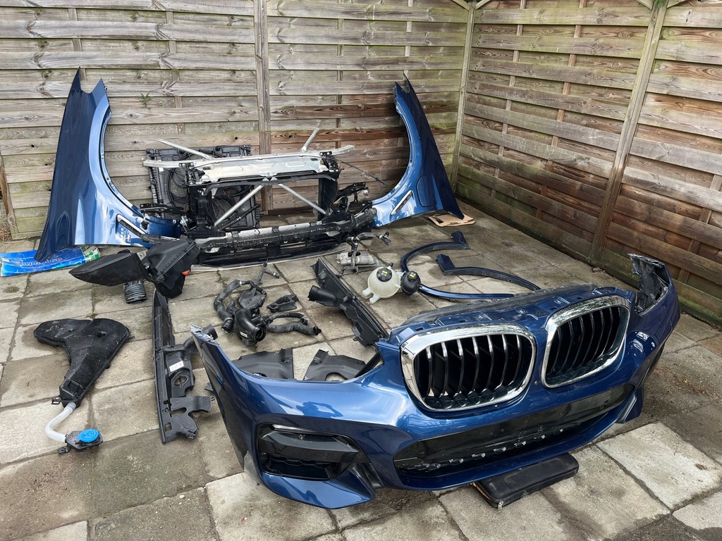 BMW X3 visual data 7