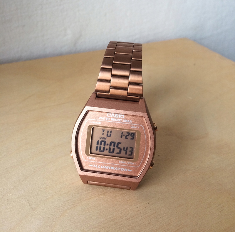 casio retro rose gold